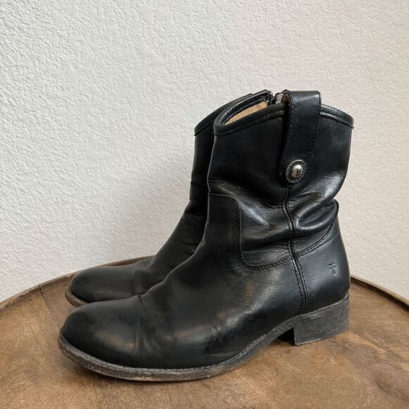 FRYE Boots Black Leather Melissa Button Short Ankle Booties Women's Size 5.5 - Picture 1 of 11
